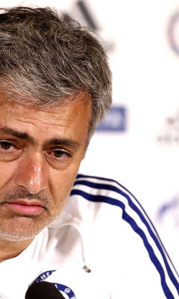 Chelsea boss Mourinho wants to sign a striker with "killer instinct"